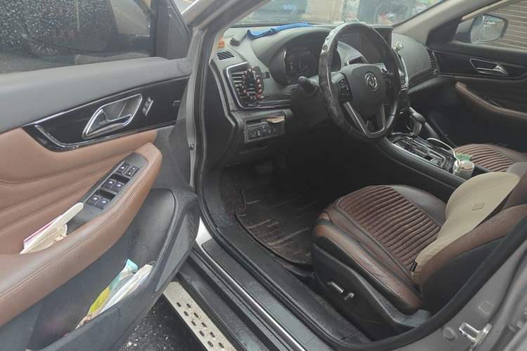 Used Dongfeng Aeolus AX7 2018 Classic 1.6T Automatic Prestige Model Driver Seat