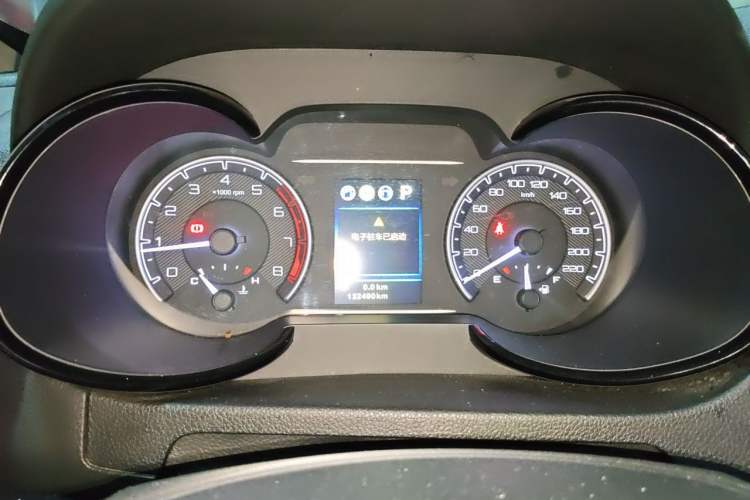 Used Dongfeng Aeolus AX7 2018 Classic 1.6T Automatic Luxury Model Instrument Cluster