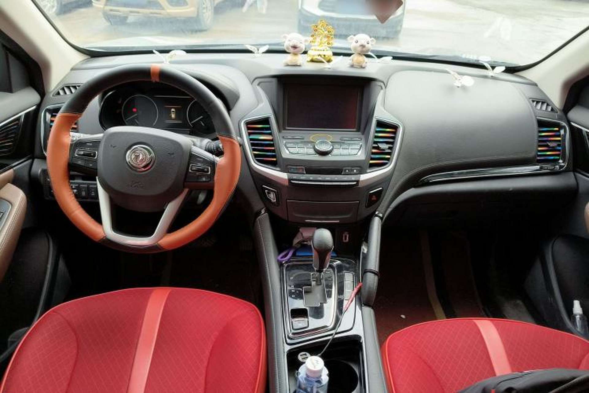 Used Dongfeng Aeolus AX7 2018 Classic 1.6T Automatic Luxury Model Interior 2