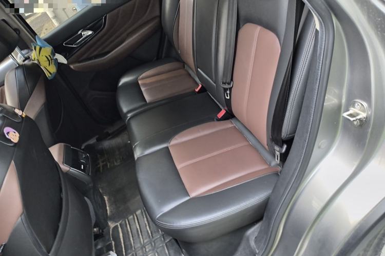 Used Dongfeng Aeolus AX7 2018 Classic 1.6T Automatic Luxury Model Left Rear Seat