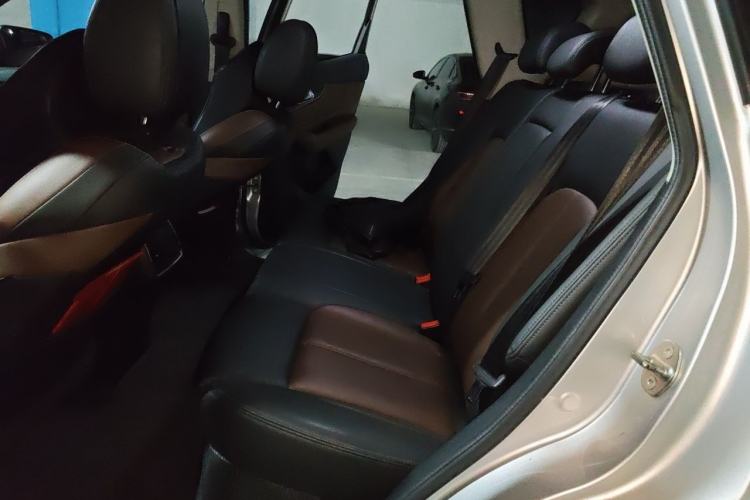 Used Dongfeng Aeolus AX7 2018 Classic 1.6T Automatic Luxury Model Left Rear Seat