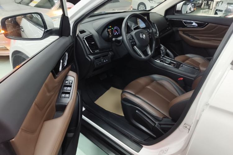 Used Dongfeng Aeolus AX7 2018 Classic 1.6T Automatic Elite Model Driver Seat