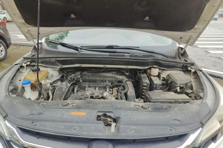 Used Dongfeng Aeolus AX7 2018 Classic 1.6T Automatic Luxury Model Engine Bay