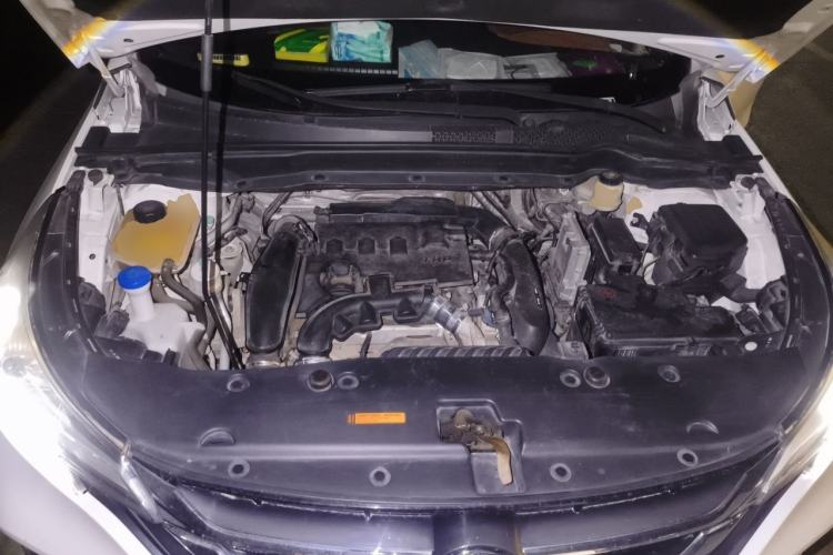 Used Dongfeng Aeolus AX7 2018 Classic 1.6T Automatic Luxury Model Engine Bay
