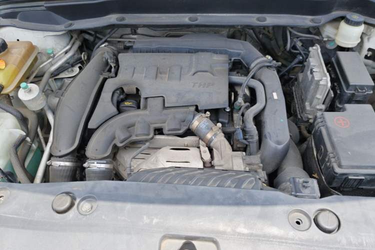 Used Dongfeng Aeolus AX7 2018 Classic 1.6T Automatic Elite Model Engine Bay