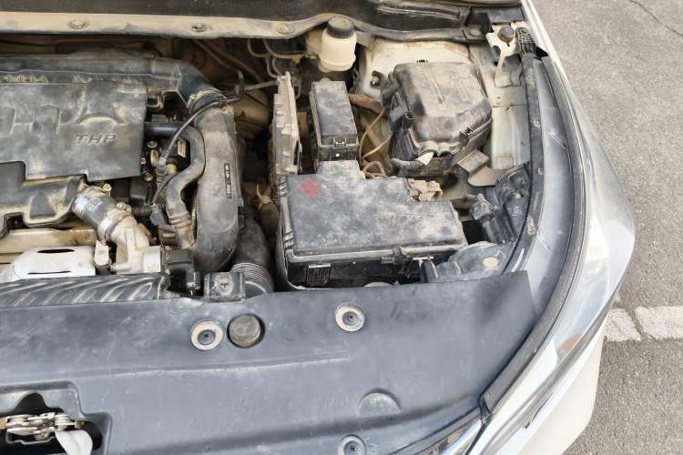 Used Dongfeng Aeolus AX7 2018 Classic 1.6T Automatic Luxury Model Engine Bay Left
