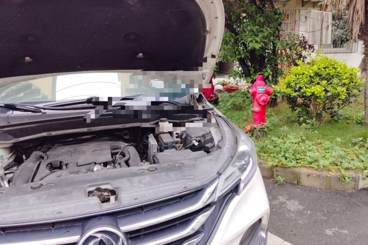 Used Dongfeng Aeolus AX7 2018 Classic 1.6T Automatic Luxury Model Engine Bay Left