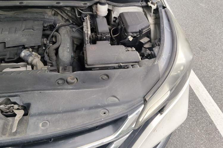 Used Dongfeng Aeolus AX7 2018 Classic 1.6T Automatic Luxury Model Engine Bay Left