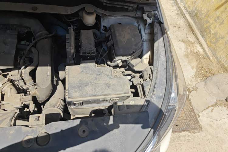 Used Dongfeng Aeolus AX7 2018 1.6T Automatic Luxury Special Edition Engine Bay Left