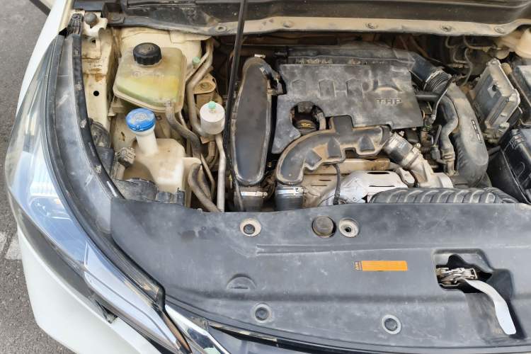 Used Dongfeng Aeolus AX7 2018 Classic 1.6T Automatic Luxury Model Engine Bay Right
