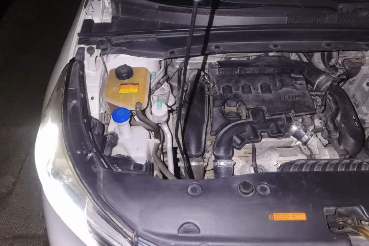 Used Dongfeng Aeolus AX7 2018 Classic 1.6T Automatic Luxury Model Engine Bay Right