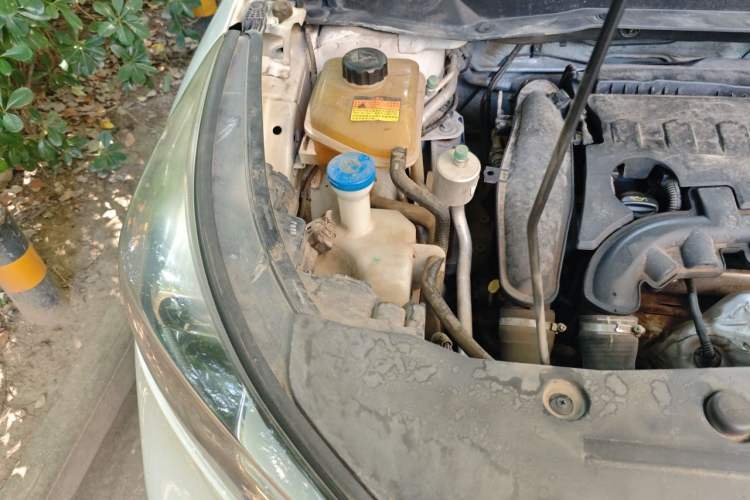 Used Dongfeng Aeolus AX7 2018 Classic 1.6T Automatic Luxury Model Engine Bay Right