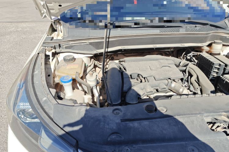 Used Dongfeng Aeolus AX7 2018 Classic 1.6T Automatic Luxury Model Engine Bay Right