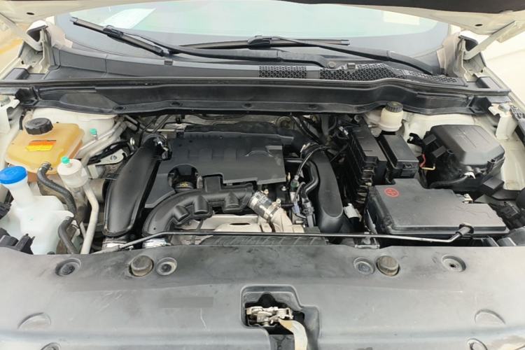 Used Dongfeng Aeolus AX7 2018 Classic 1.6T Automatic Luxury Model Engine Bay