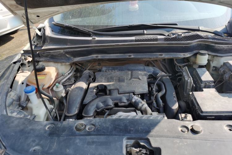Used Dongfeng Aeolus AX7 2018 Classic 1.6T Automatic Luxury Model Engine Bay