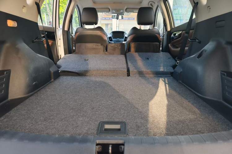 Used Dongfeng Aeolus AX7 2018 Classic 1.6T Automatic Luxury Model Exterior 5