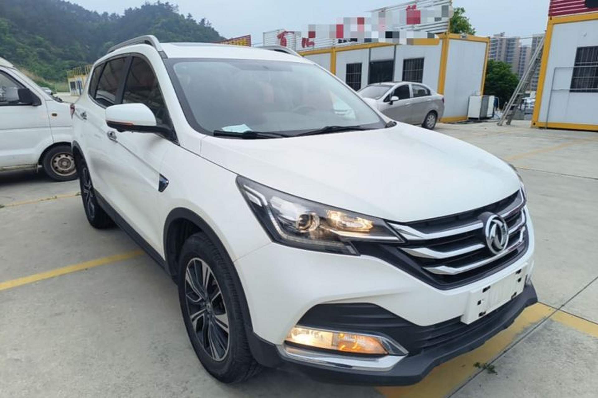 Used Dongfeng Aeolus AX7 2018 Classic 1.6T Automatic Luxury Model Front Right 45 Deg