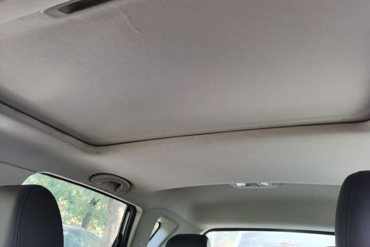 Used Dongfeng Aeolus AX7 2018 Classic 1.6T Automatic Luxury Model Headliner