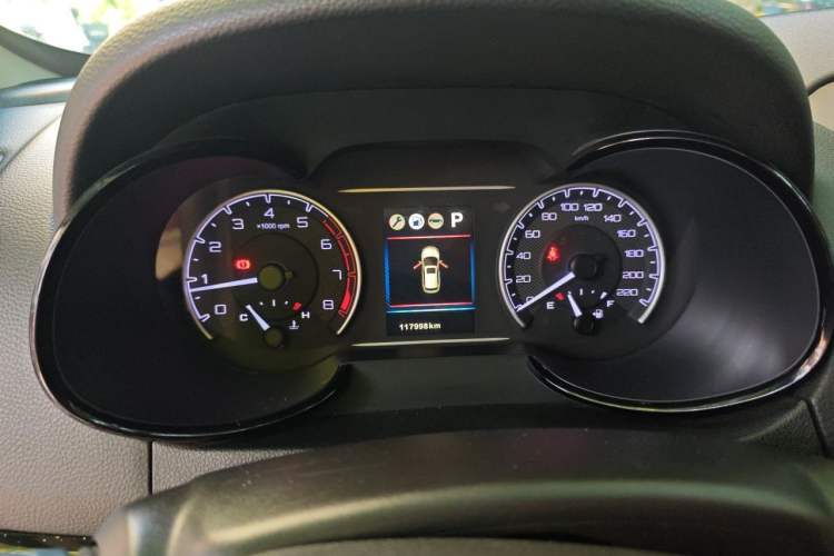 Used Dongfeng Aeolus AX7 2018 Classic 1.6T Automatic Luxury Model Instrument Cluster