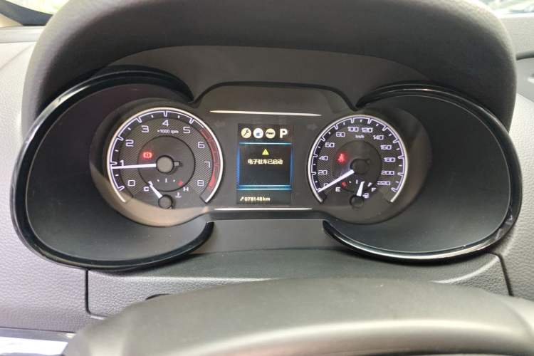 Used Dongfeng Aeolus AX7 2018 Classic 1.6T Automatic Luxury Model Instrument Cluster