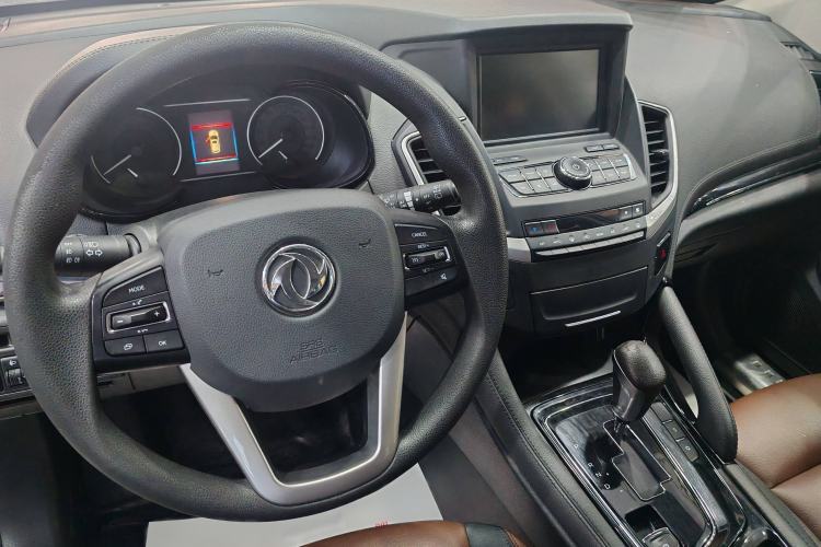Used Dongfeng Aeolus AX7 2018 Classic 1.6T Automatic Elite Model Interior 1