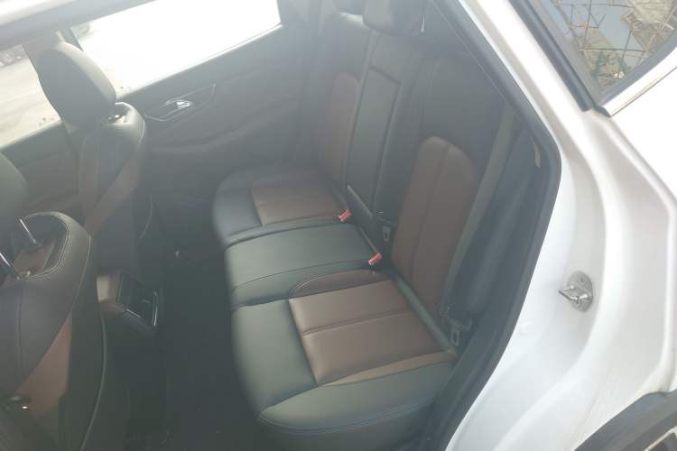 Used Dongfeng Aeolus AX7 2018 Classic 1.6T Automatic Luxury Model Interior 1