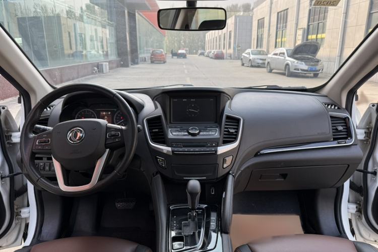 Used Dongfeng Aeolus AX7 2018 Classic 1.6T Automatic Luxury Model Interior 1