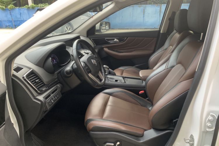 Used Dongfeng Aeolus AX7 2018 Classic 1.6T Automatic Luxury Model Interior 1