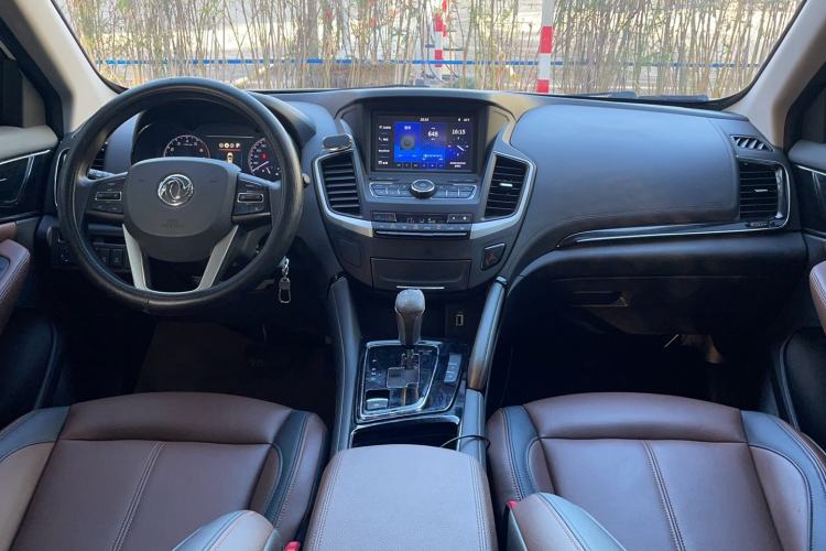 Used Dongfeng Aeolus AX7 2018 Classic 1.6T Automatic Elite Model Interior 3