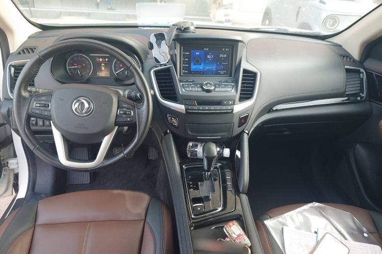 Used Dongfeng Aeolus AX7 2018 Classic 1.6T Automatic Luxury Model Interior 3