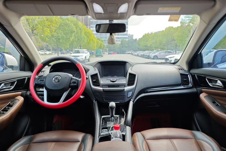 Used Dongfeng Aeolus AX7 2018 Classic 1.6T Automatic Elite Model Interior 3