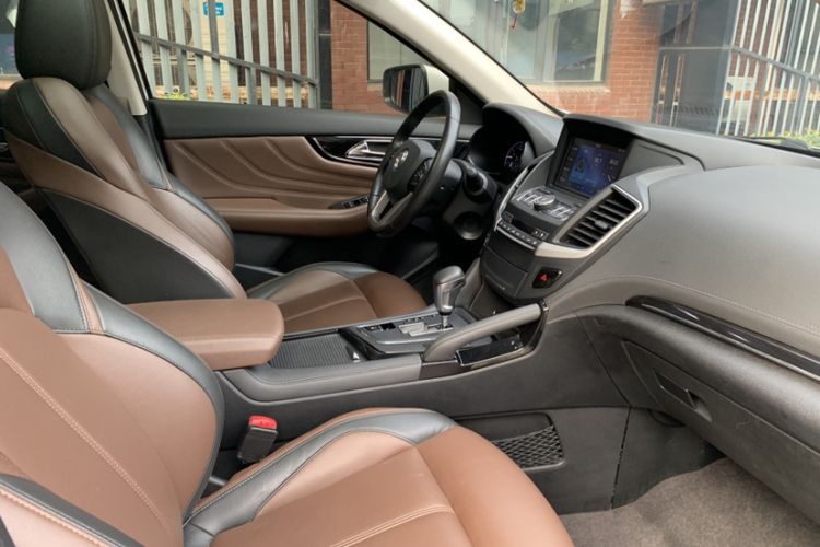 Used Dongfeng Aeolus AX7 2018 Classic 1.6T Automatic Luxury Model Interior 5