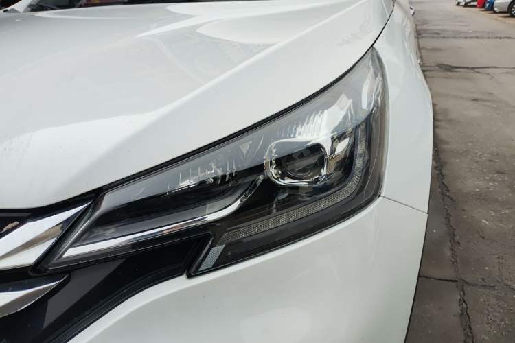 Used Dongfeng Aeolus AX7 2018 Classic 1.6T Automatic Luxury Model Left Front Headlight