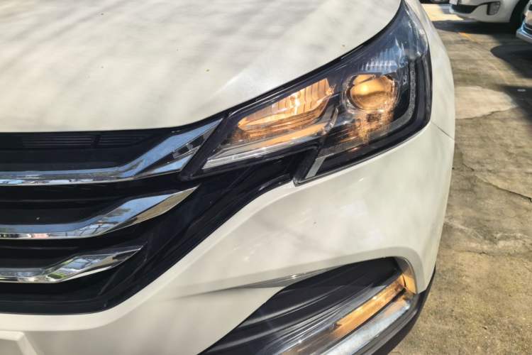 Used Dongfeng Aeolus AX7 2018 Classic 1.6T Automatic Elite Model Left Front Headlight