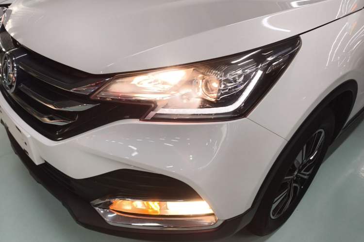 Used Dongfeng Aeolus AX7 2018 Classic 1.6T Automatic Elite Model Left Front Headlight