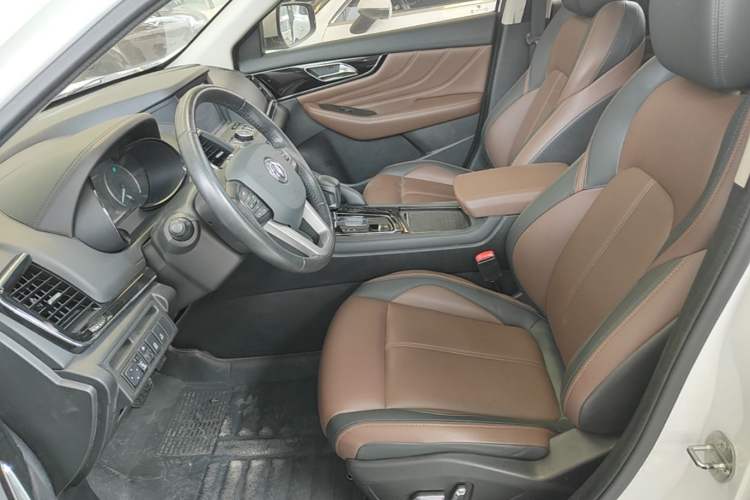 Used Dongfeng Aeolus AX7 2018 Classic 1.6T Automatic Luxury Model Left Front Seat