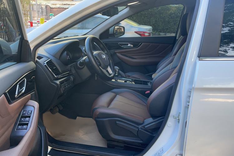 Used Dongfeng Aeolus AX7 2018 Classic 1.6T Automatic Elite Model Left Front Seat