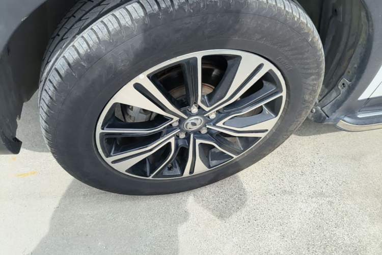 Used Dongfeng Aeolus AX7 2018 Classic 1.6T Automatic Luxury Model Left Front Wheel Hub