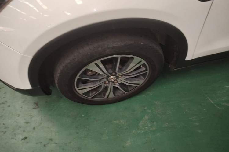 Used Dongfeng Aeolus AX7 2018 Classic 1.6T Automatic Elite Model Left Front Wheel Hub