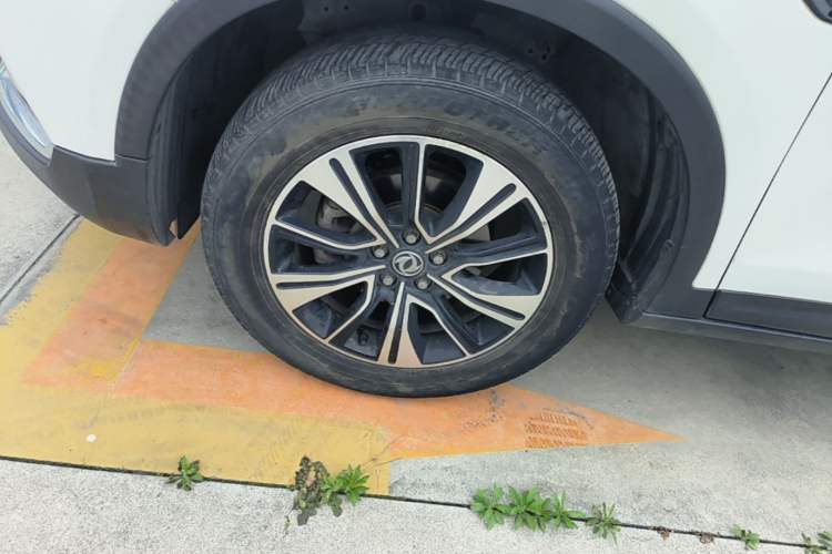 Used Dongfeng Aeolus AX7 2018 Classic 1.6T Automatic Luxury Model Left Front Wheel Hub