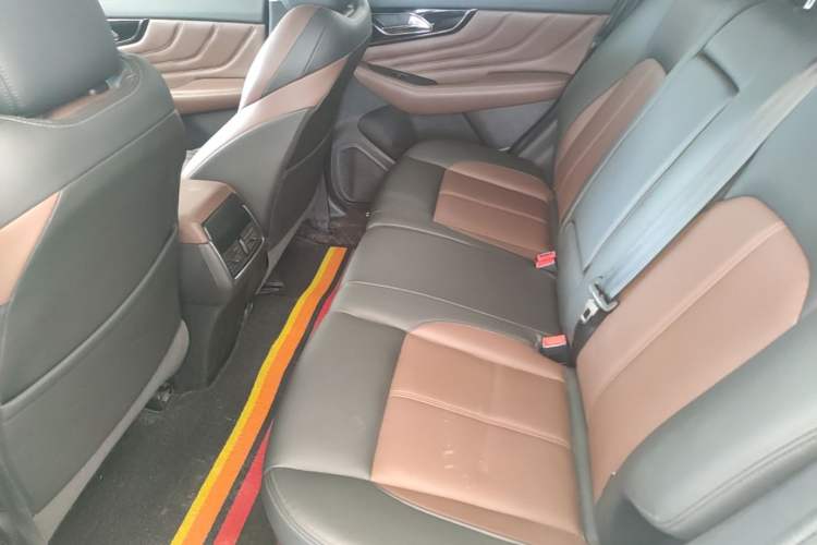 Used Dongfeng Aeolus AX7 2018 Classic 1.6T Automatic Elite Model Left Rear Seat
