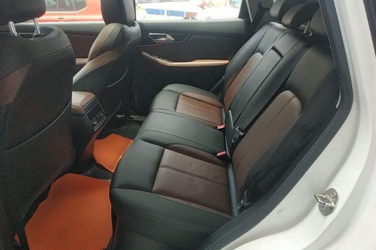 Used Dongfeng Aeolus AX7 2018 Classic 1.6T Automatic Luxury Model Left Rear Seat