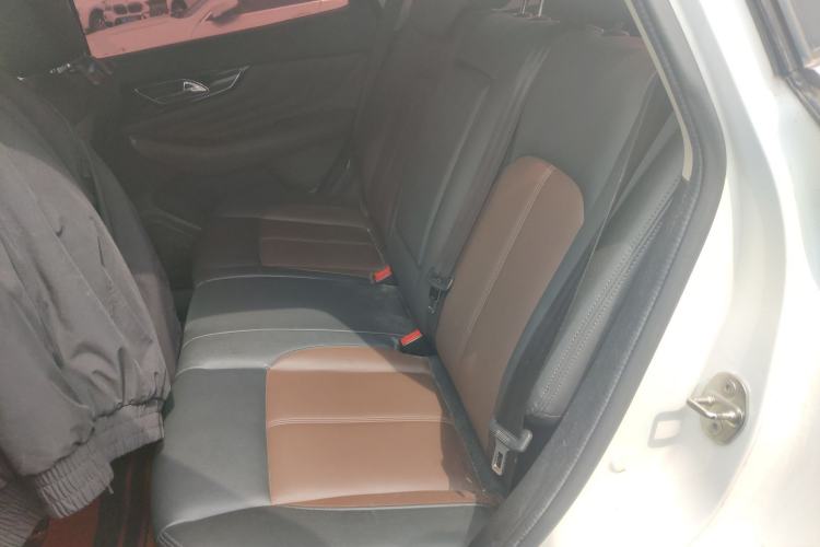 Used Dongfeng Aeolus AX7 2018 Classic 1.6T Automatic Elite Model Left Rear Seat
