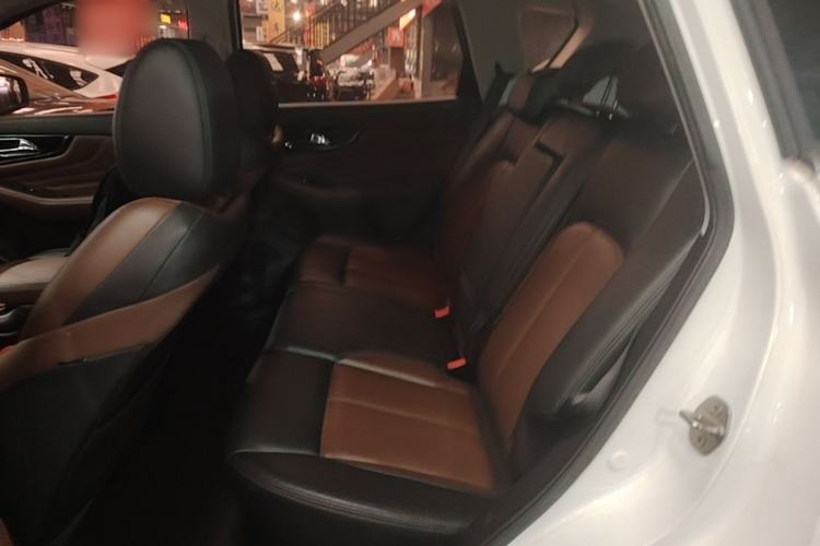 Used Dongfeng Aeolus AX7 2018 Classic 1.6T Automatic Elite Model Left Rear Seat