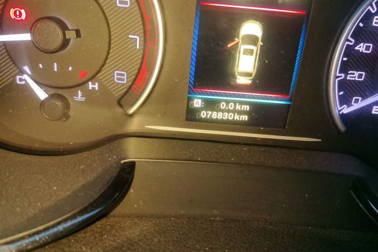 Used Dongfeng Aeolus AX7 2018 Classic 1.6T Automatic Luxury Model Odometer Close Up