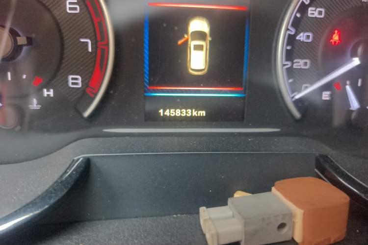Used Dongfeng Aeolus AX7 2018 Classic 1.6T Automatic Luxury Model Odometer Close Up