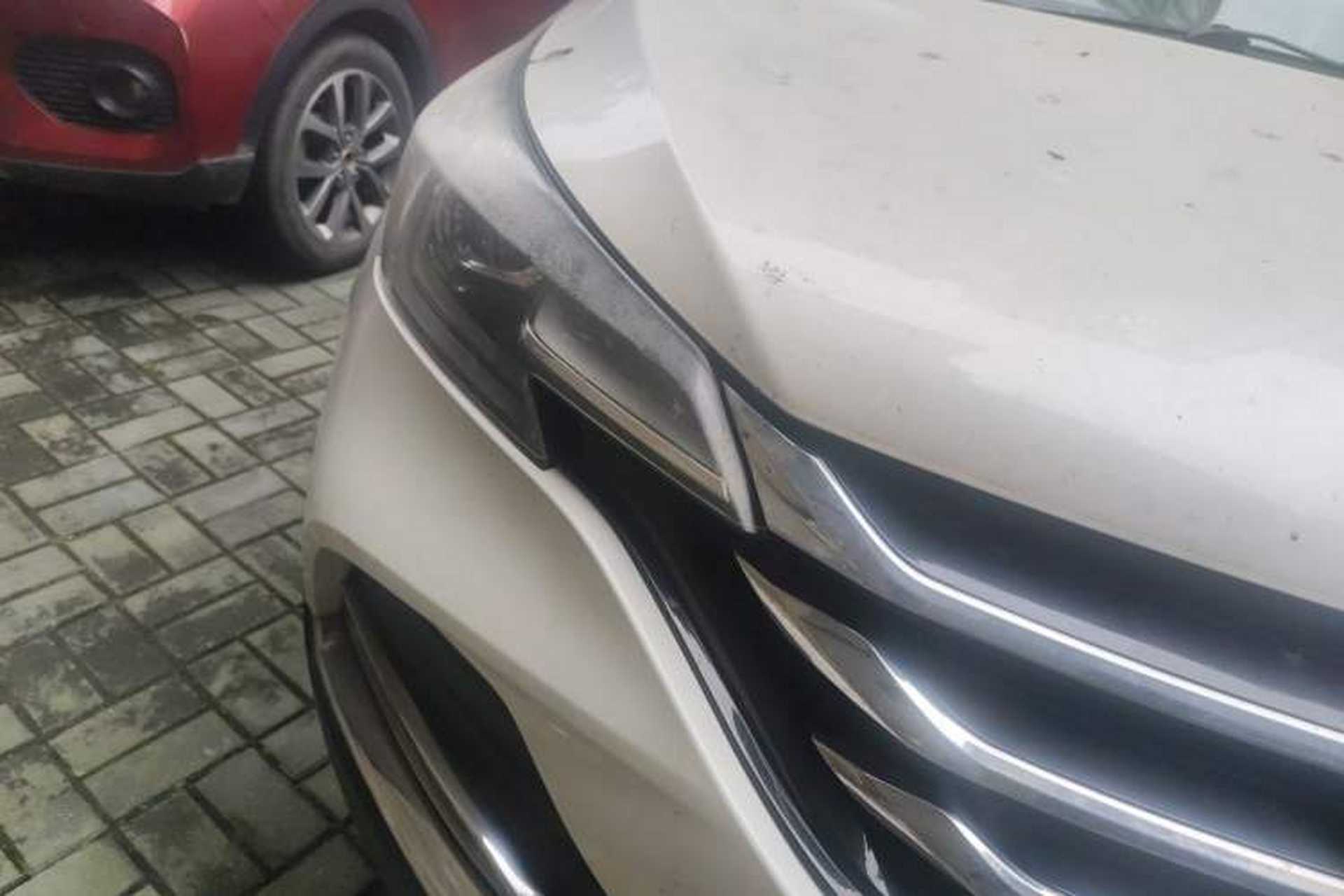 Used Dongfeng Aeolus AX7 2018 Classic 1.6T Automatic Elite Model Right Front Headlight