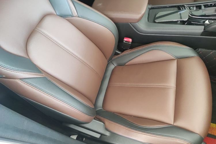 Used Dongfeng Aeolus AX7 2018 Classic 1.6T Automatic Elite Model Right Front Seat