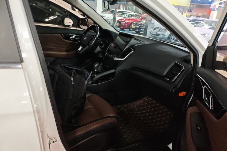 Used Dongfeng Aeolus AX7 2018 Classic 1.6T Automatic Luxury Model Right Front Seat