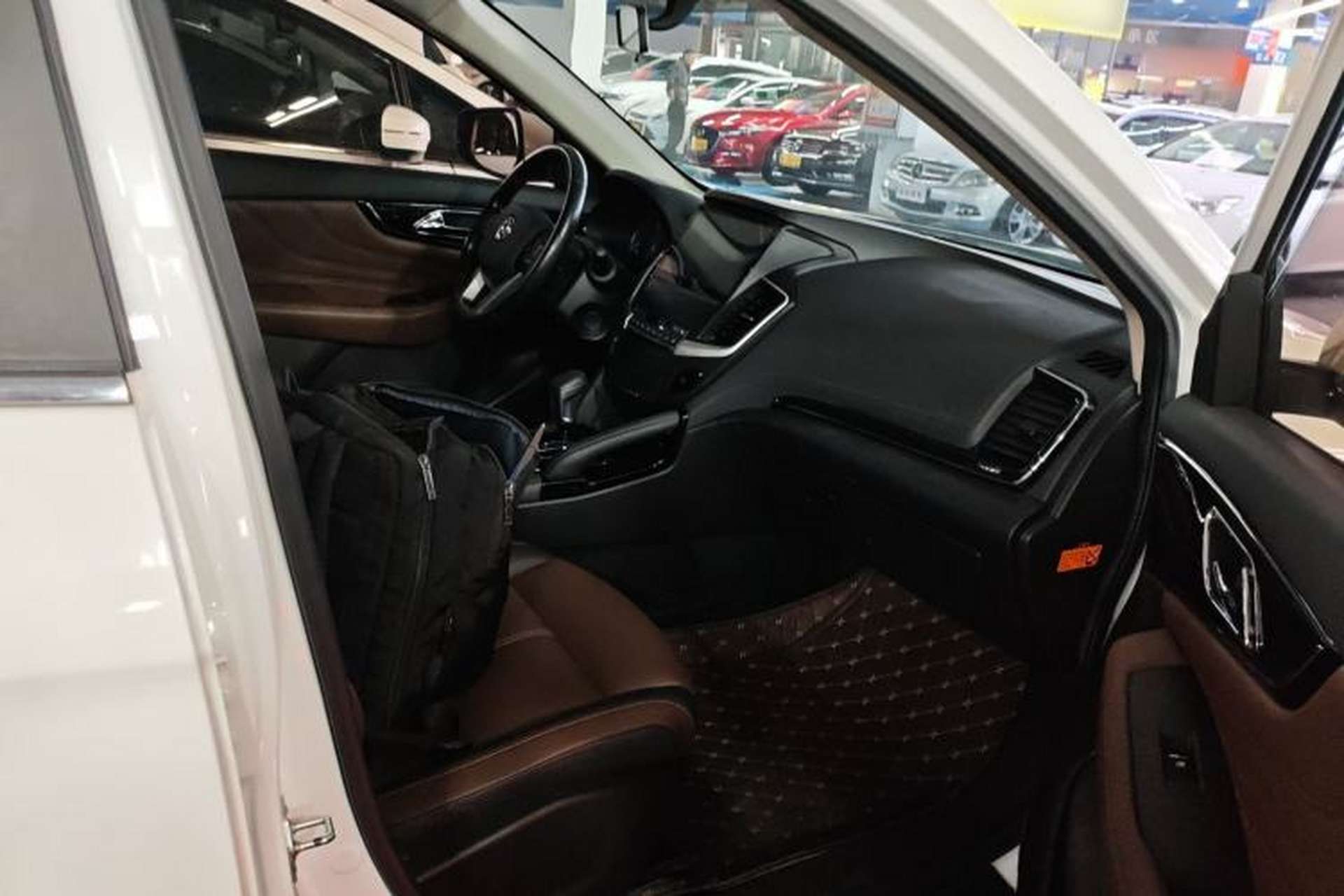 Used Dongfeng Aeolus AX7 2018 Classic 1.6T Automatic Luxury Model Right Front Seat